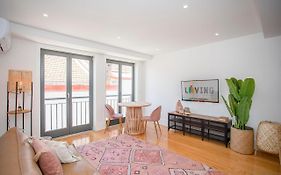 Liiiving In Porto - Flores Design Experience Apartments